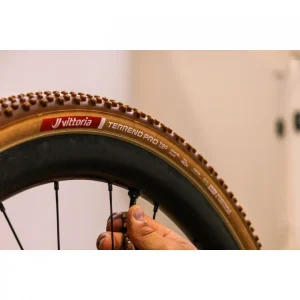 Cubierta Gravel vittoria TERRENO PRO T50 Mixed 700X45 TLR Hookless Natural-Brown